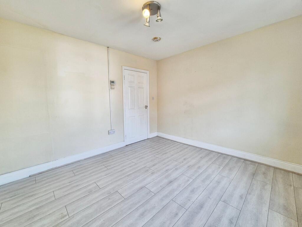 second bedroom 2