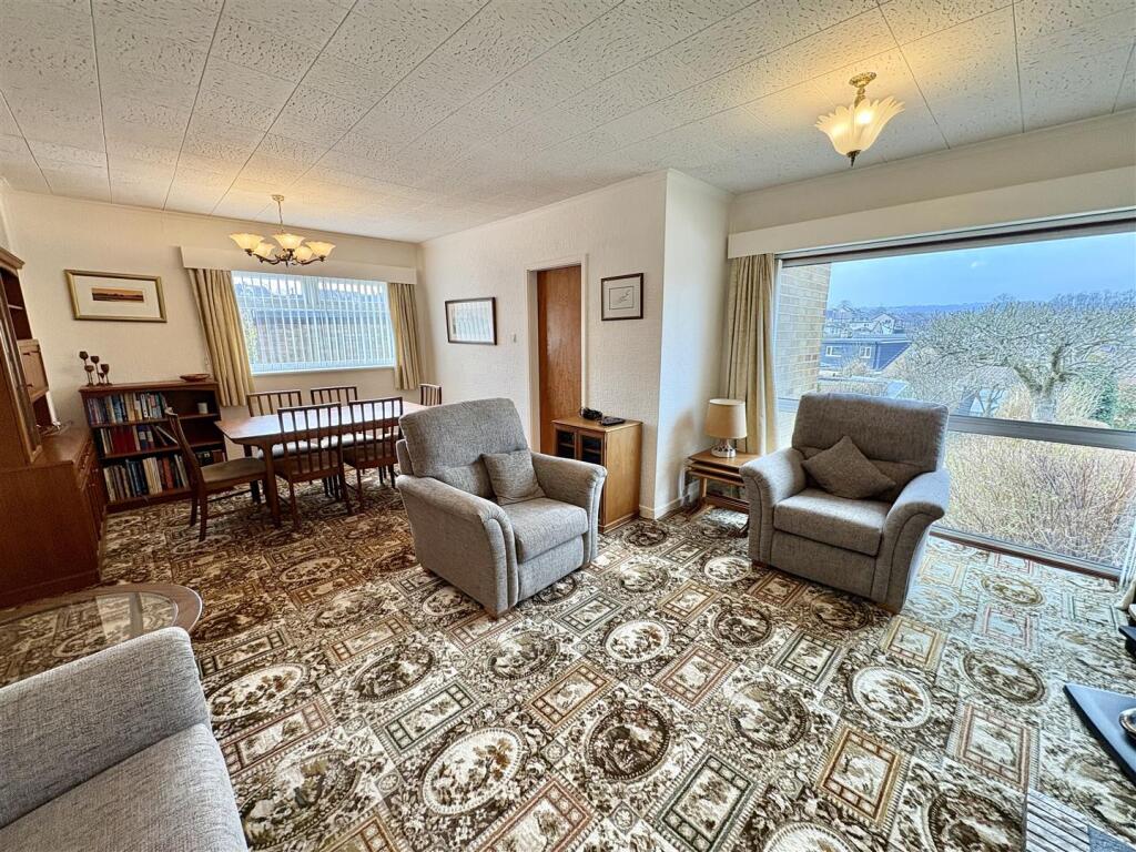 Bramleys Estate Agents - Sefton Avenue - Elland (1
