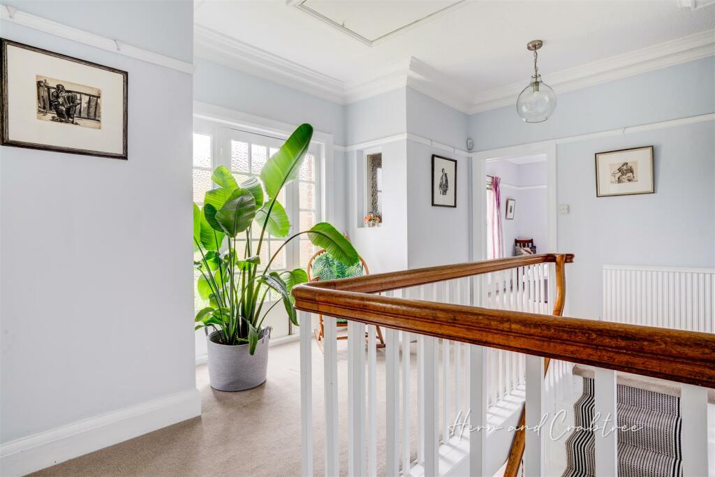 Queen Anne Square, Cardiff, HernCrabtree (39).jpg