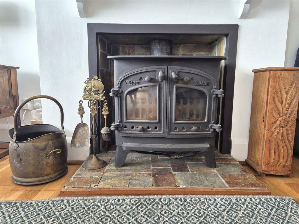 Fire place.jpg