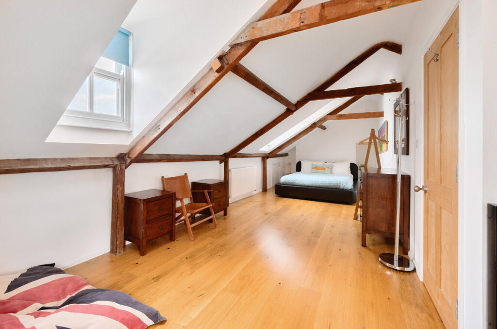 1298997-8-6848617...