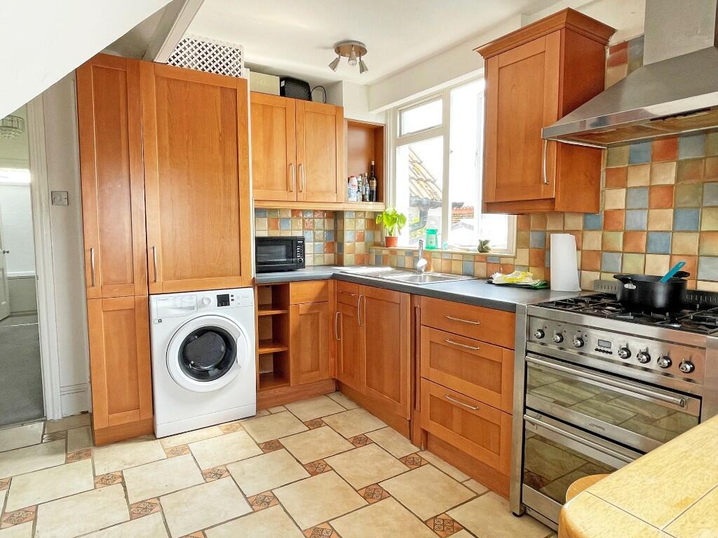 Kit/Breakfast Room