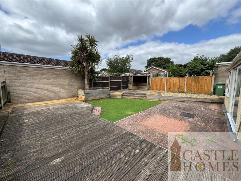 Back Garden 3.jpg