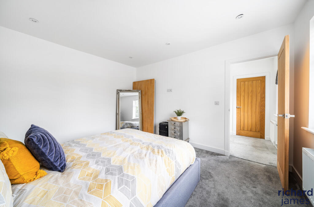 f3238ac5-658f-489...