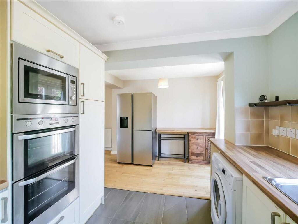 Kitchen (2)