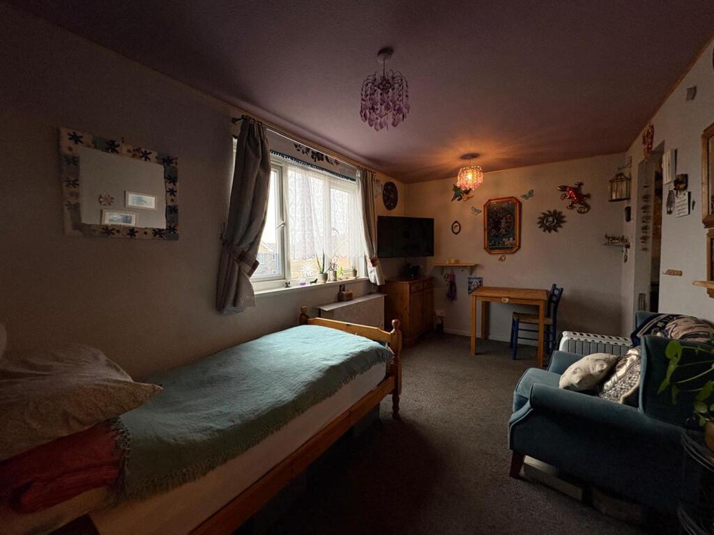 Photo 13-11-2025, 15 15 01.jpg