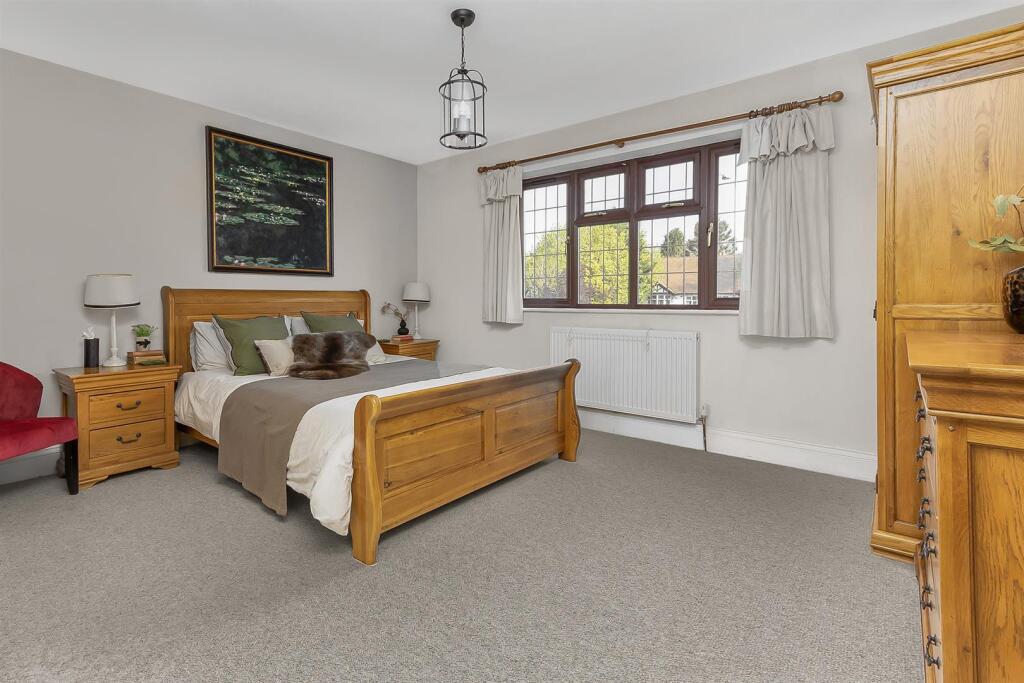 56 Rugby Road, Binley Woods (16).jpg