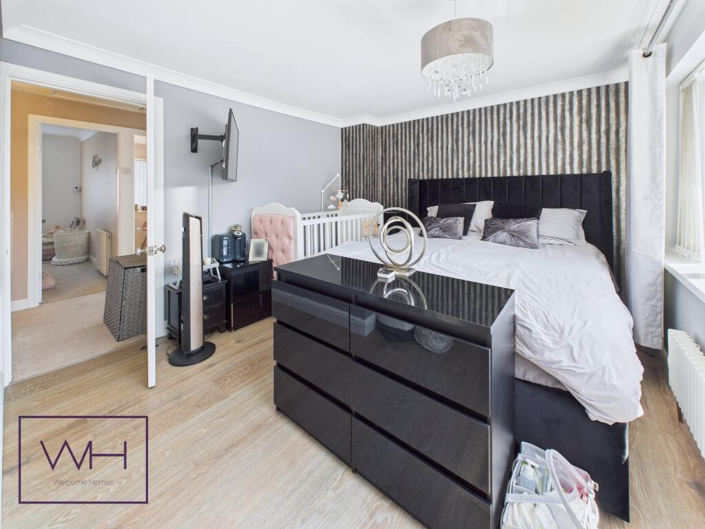 CAM03785G0-PR0273-ST