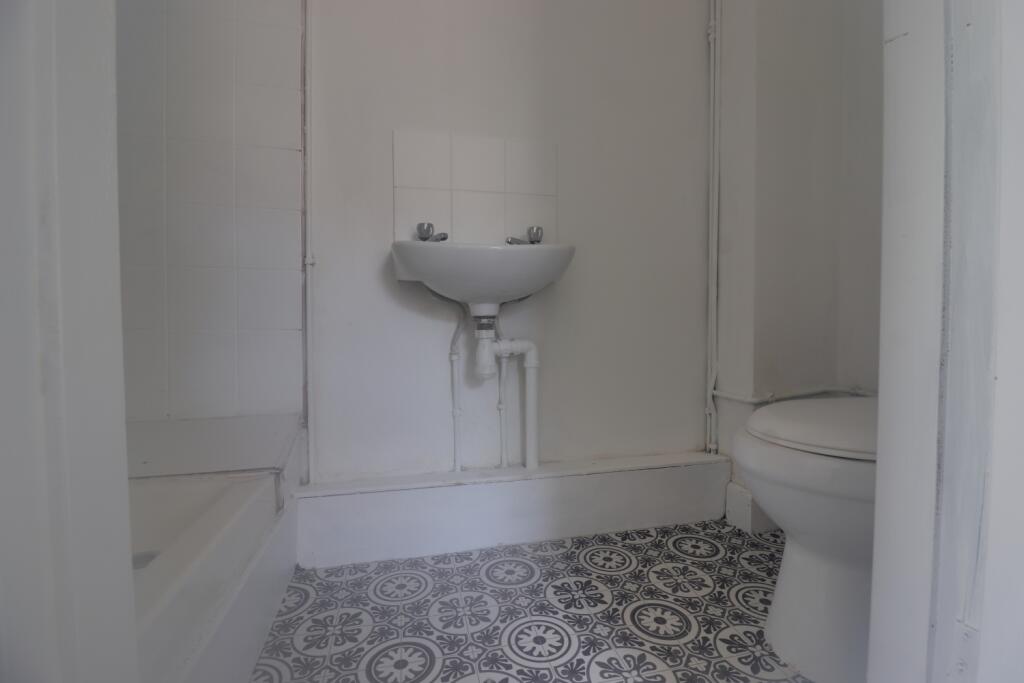 Sower room 1