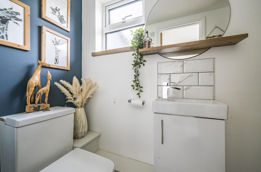 1345542-10-68aef1...