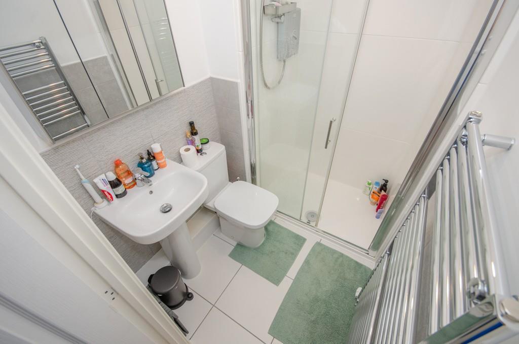 Ensuite.jpg
