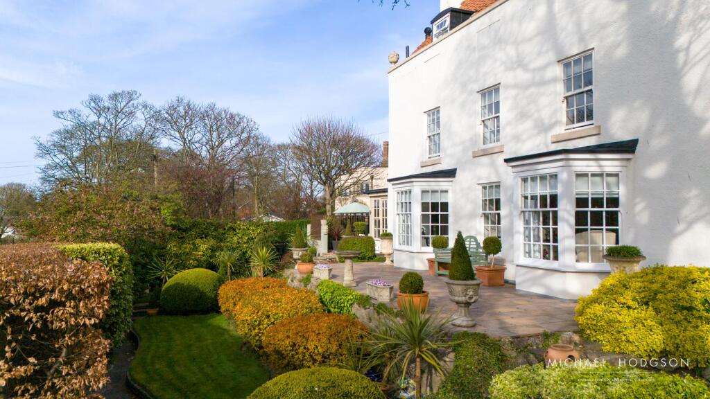 59 Front Street Whitburn-08.jpg