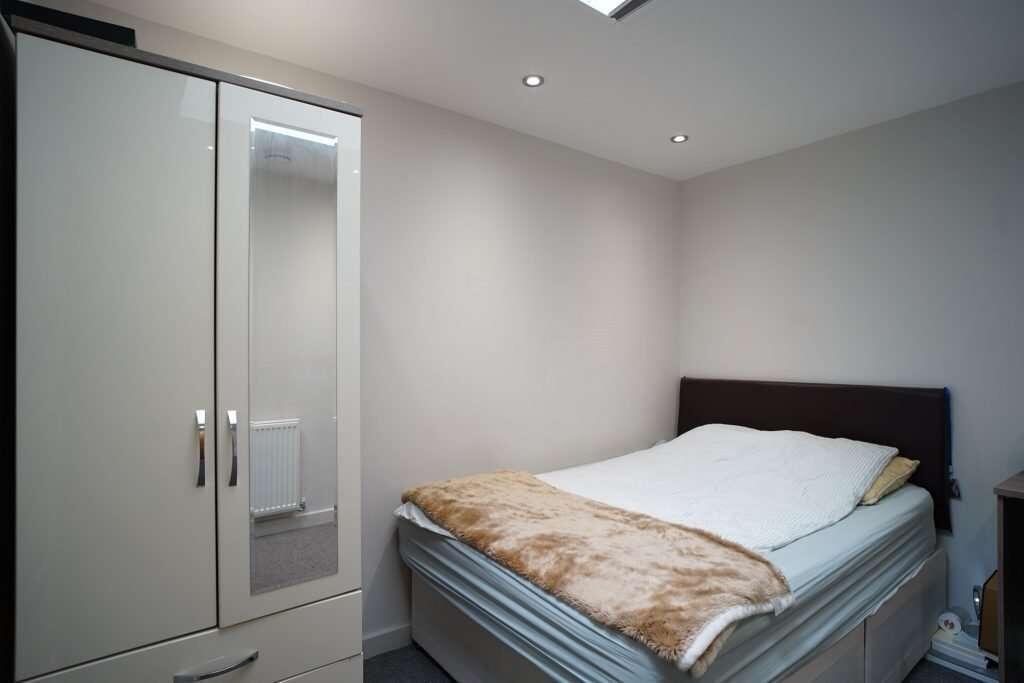 Flat_11_7_St_Peters_Close