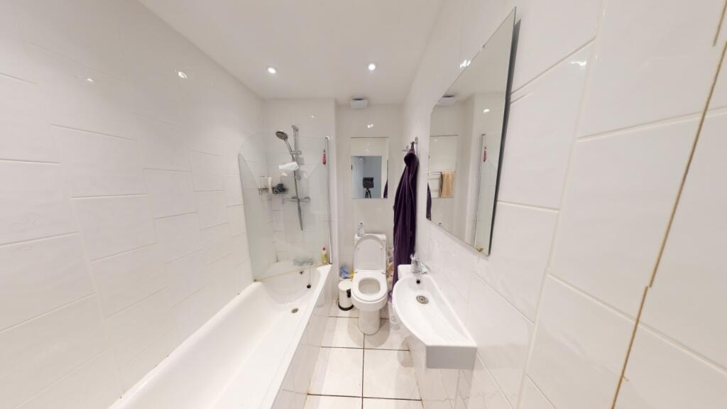 25-Bluecoat-Close-07112022_143333