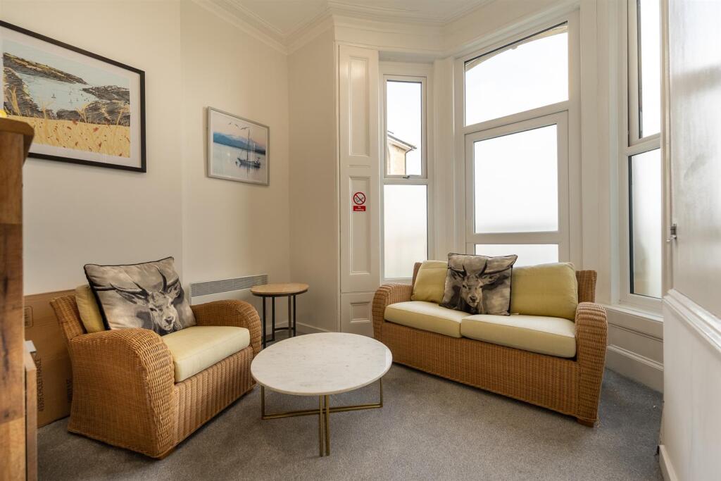 Communal Lounge