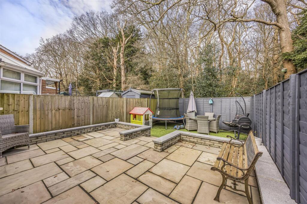 88 James Copse Road, Horndean-PorticoMarketing-Sol