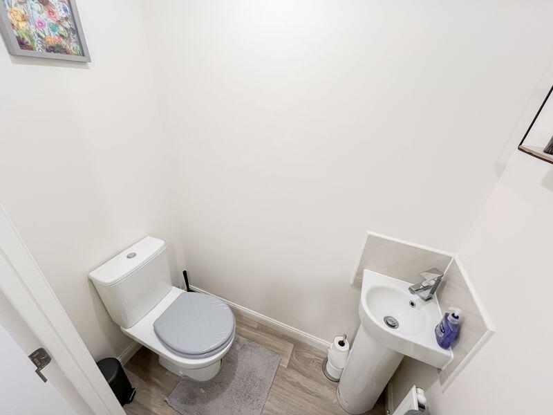 GROUND FLOOR WC