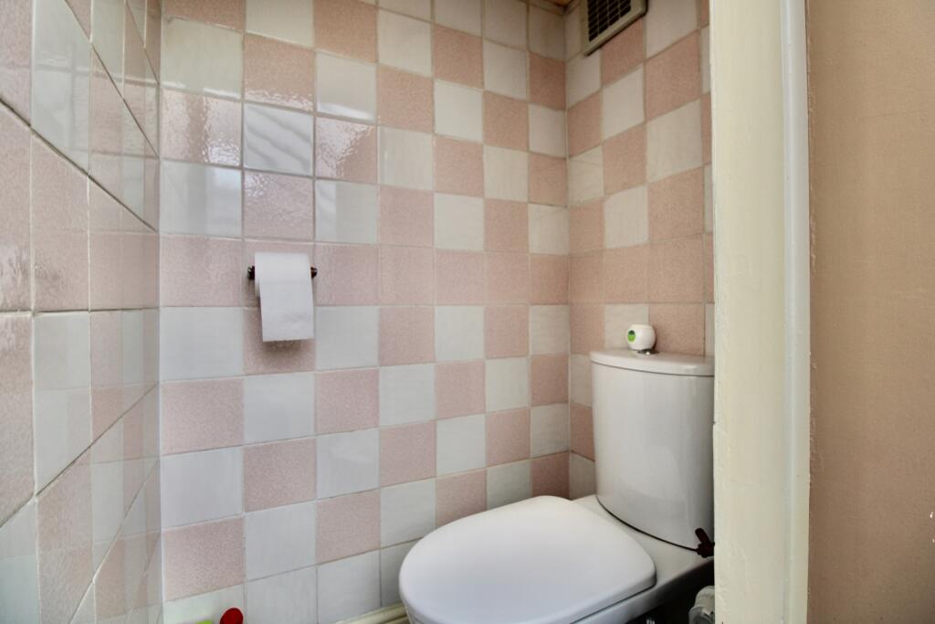 WC downstairs