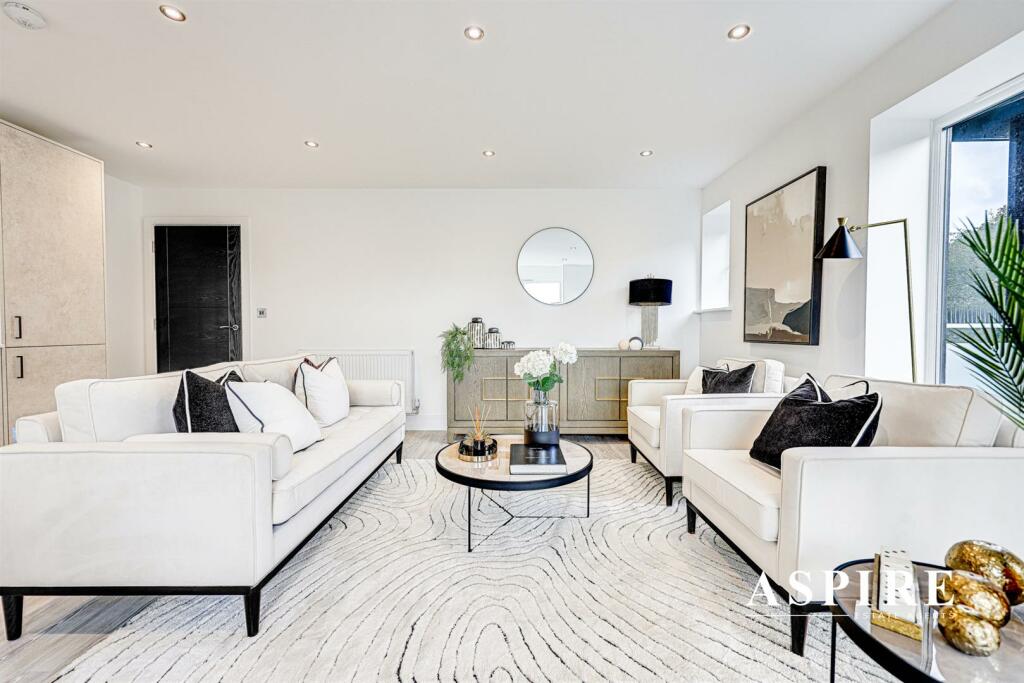 Aspire Estate Agents3.jpg