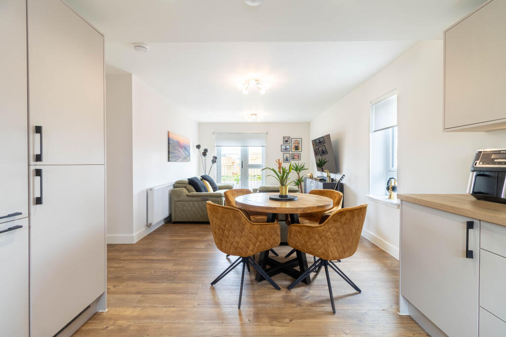 Open-Plan Living Area/Kitchen