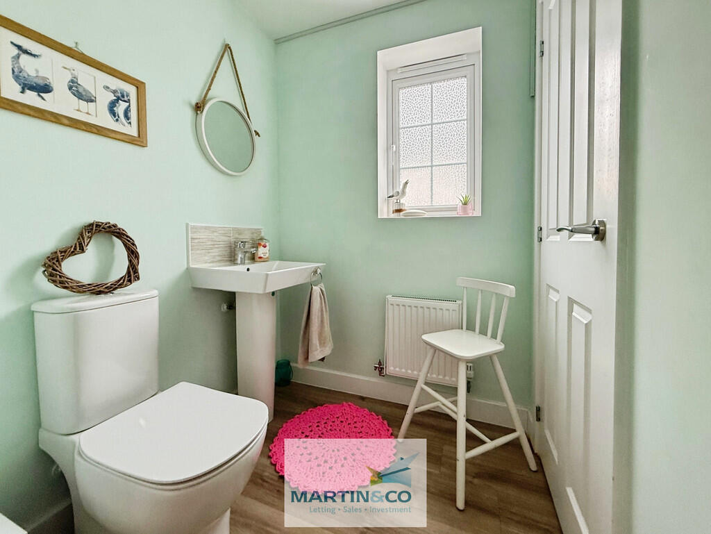 a43019db-4-47DB-B...