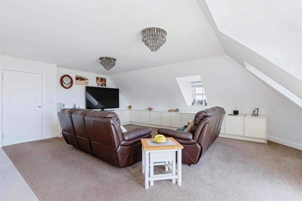 Langdale Mansions_5.jpg