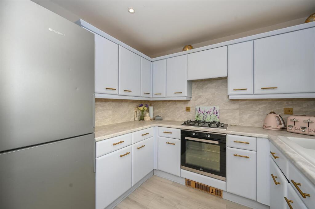 The Spires - Kitchen