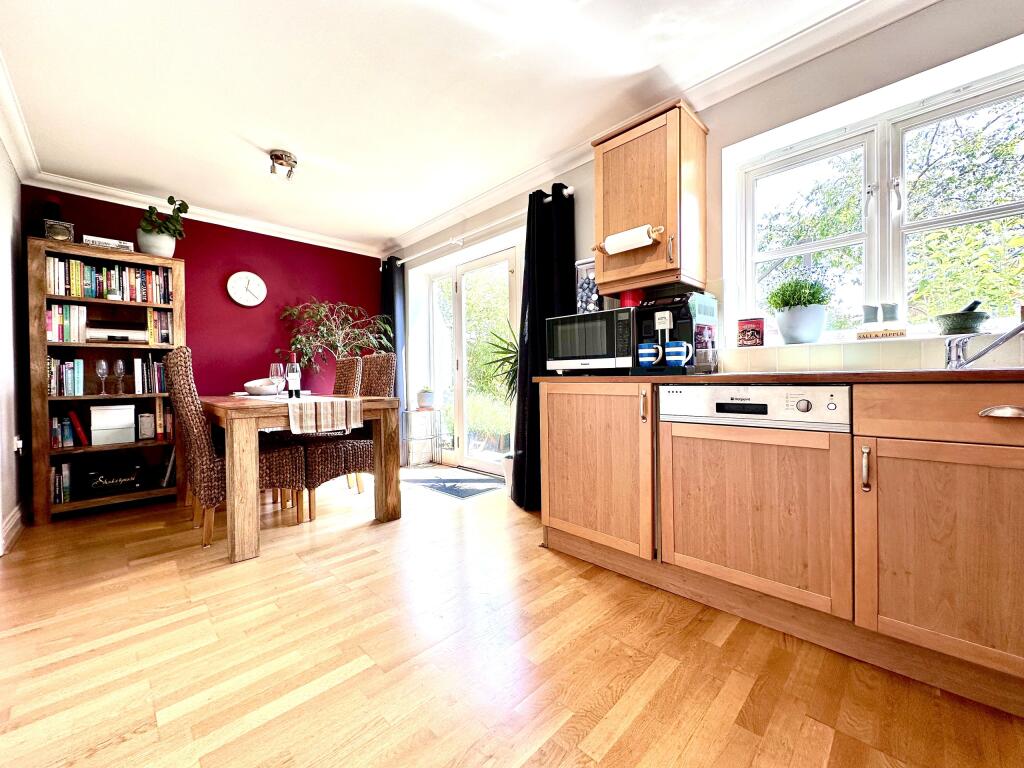 Kitchen 1