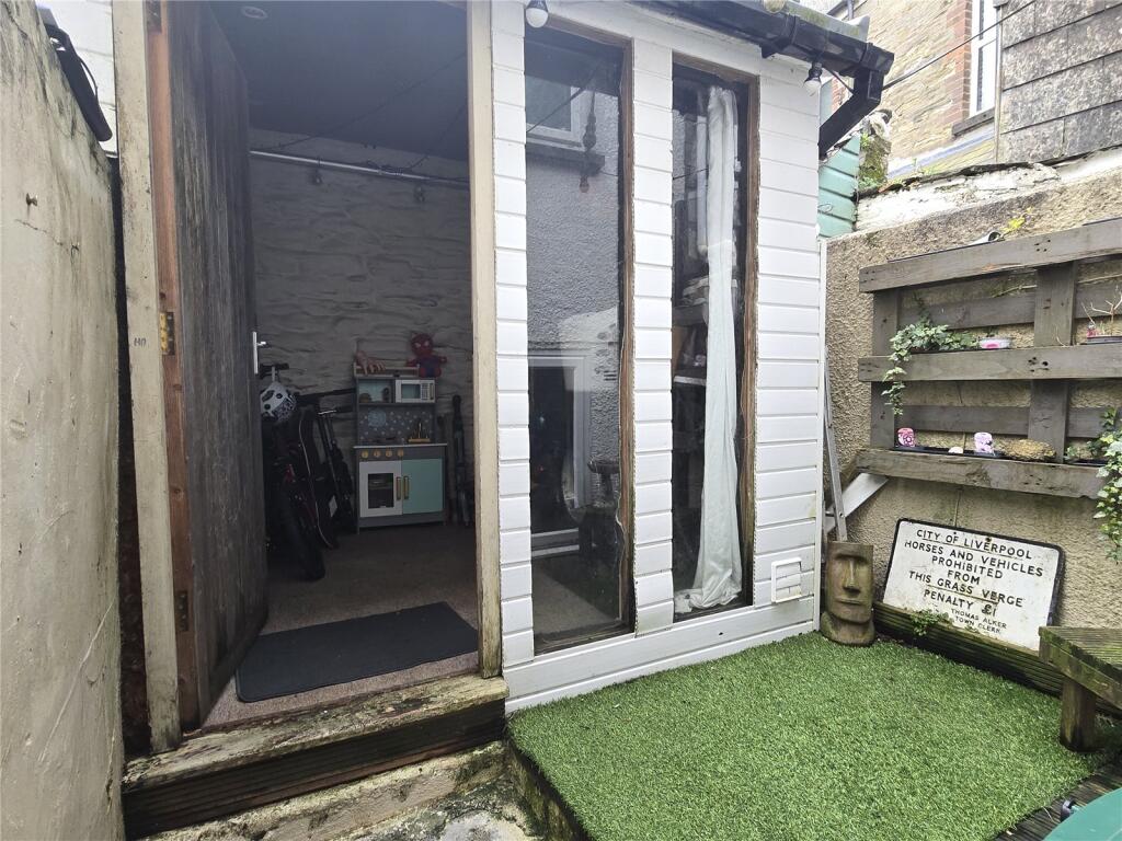 Rear Courtyard