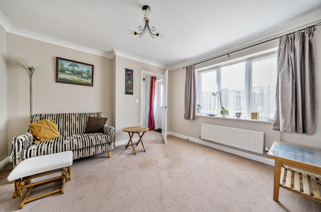 1336228-7-689b66f...