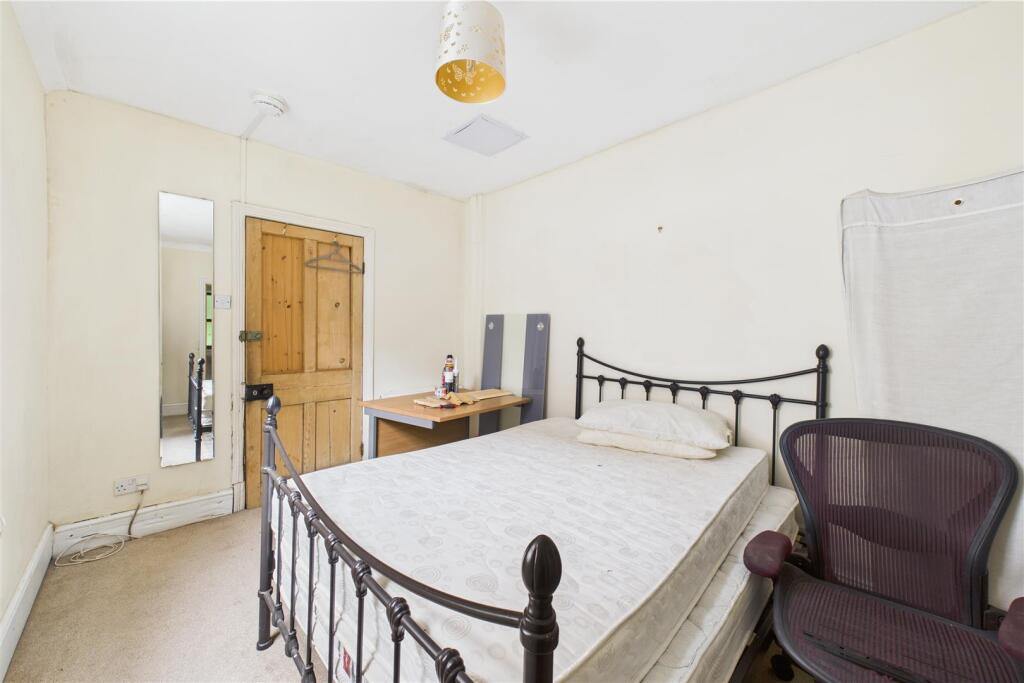 9 Christina Terrace, Hotwells, Bristol BS8 4QB | P
