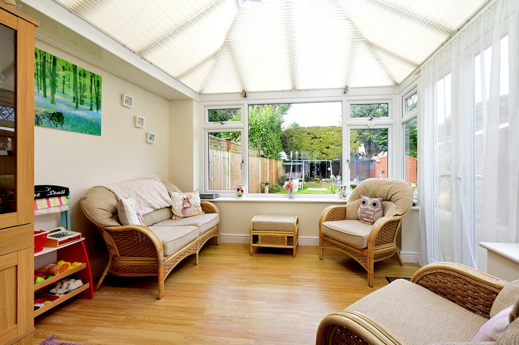 3 Salisbury Rd (7...