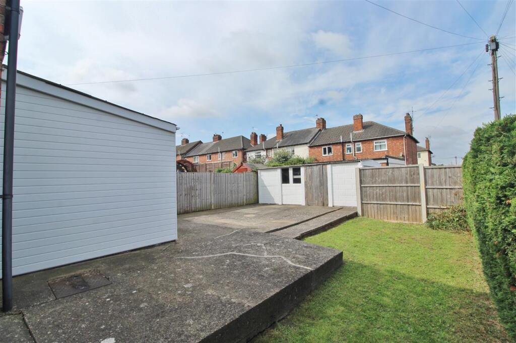 REAR GARDEN -