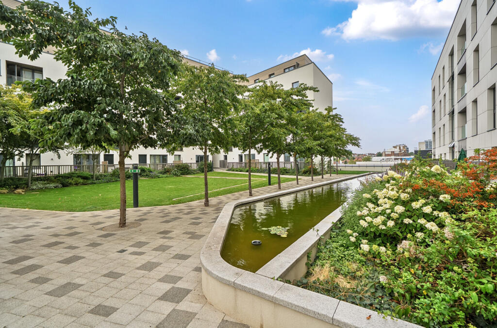 1336928-3-689c89c...