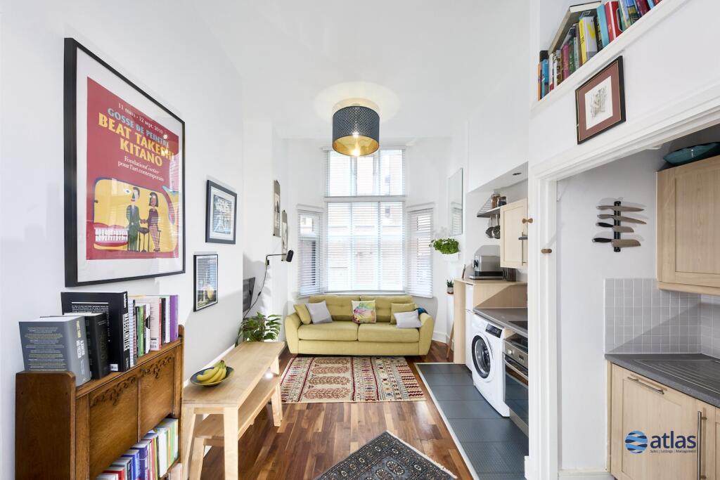 Kitchen/Living Area