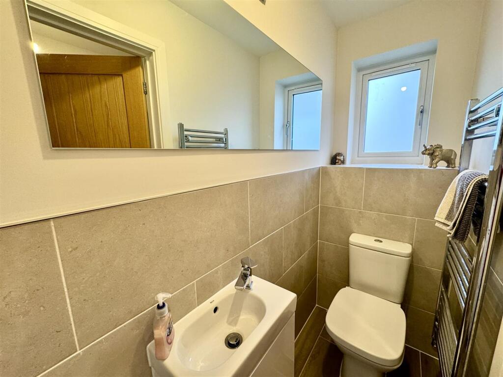 GROUND FLOOR WC