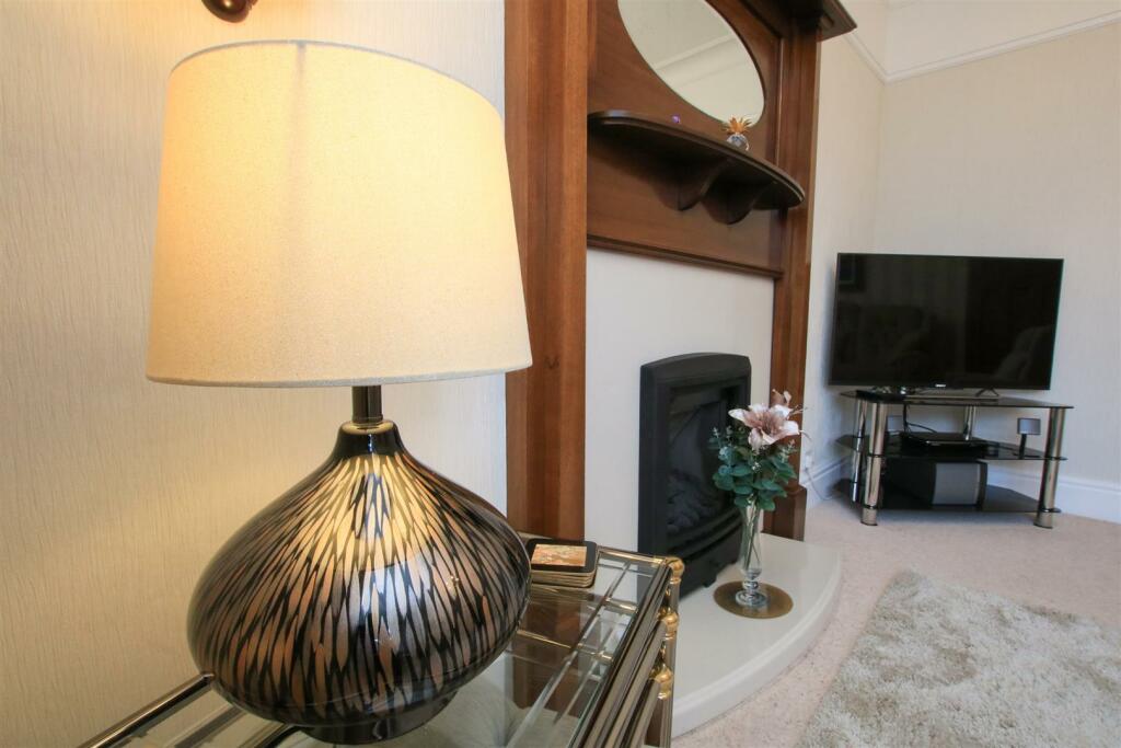 SECOND SITTING ROOM/ DINING ROOM