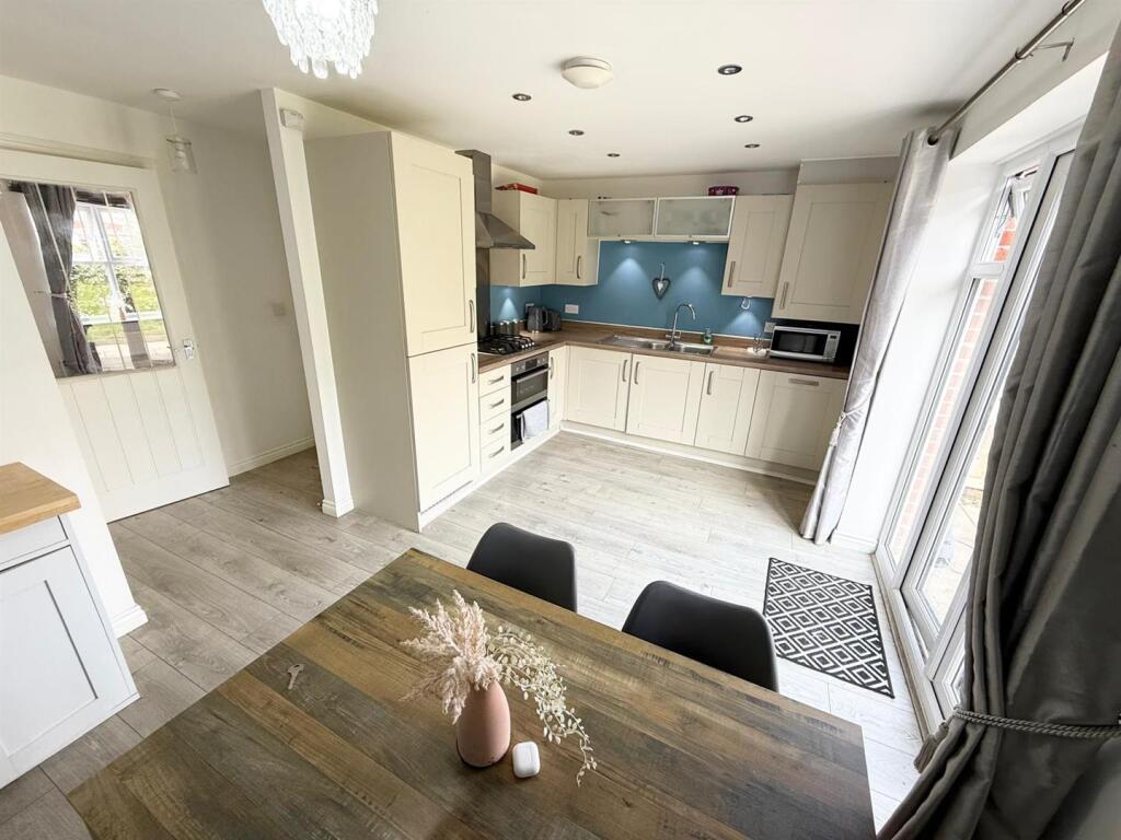 Kitchen Diner
