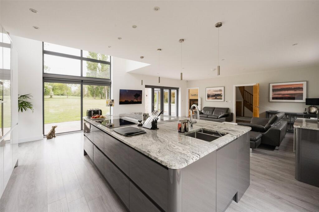 Kitchen/Family Room