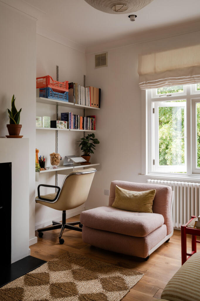 224990 - Chatsworth Road, London NW2 4BN - high...