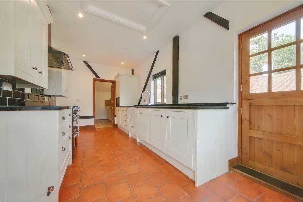 Kitchen.jpg