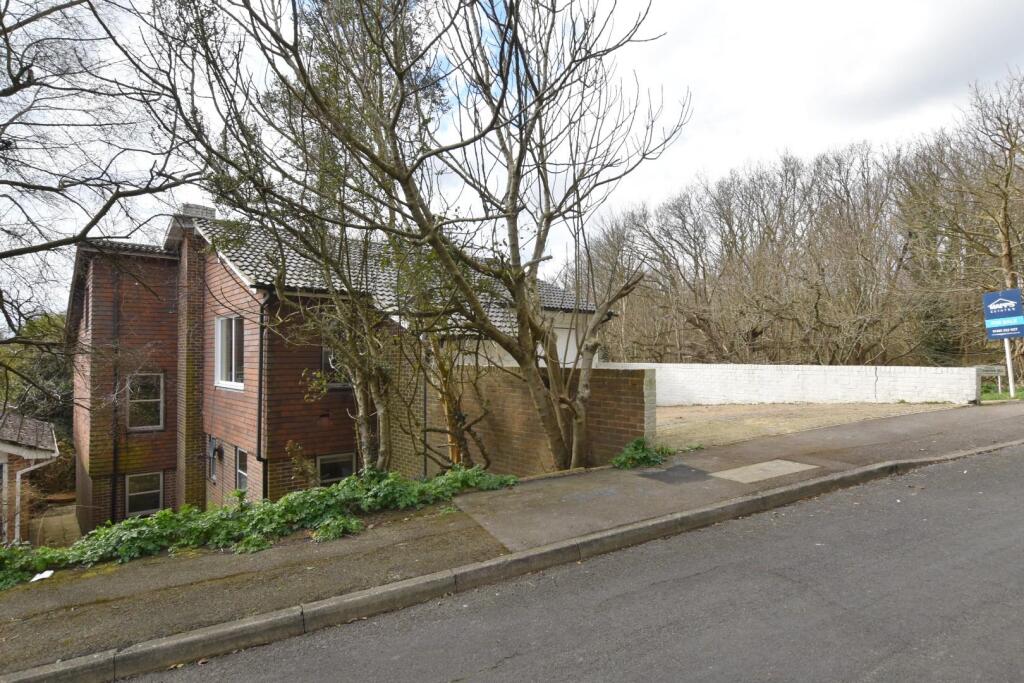 1 Whitenbrook Externals (1).JPG