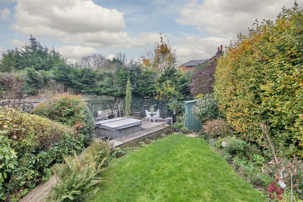 GARDEN