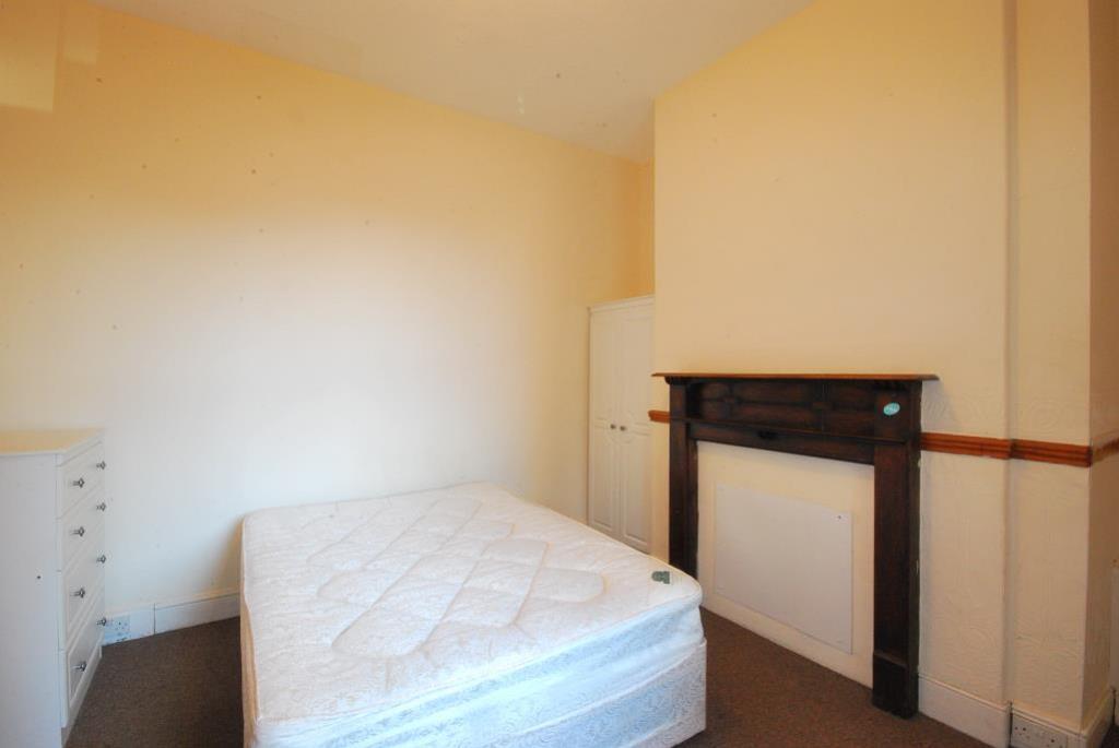 34 clayton park square3