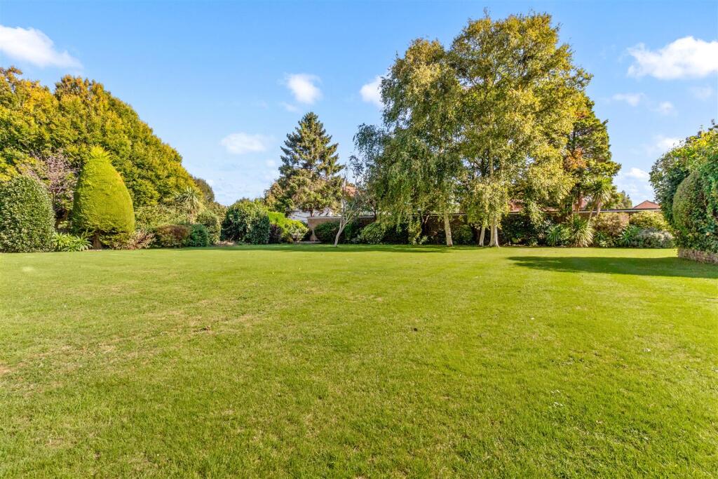 2 Wentworth Court-012.jpg