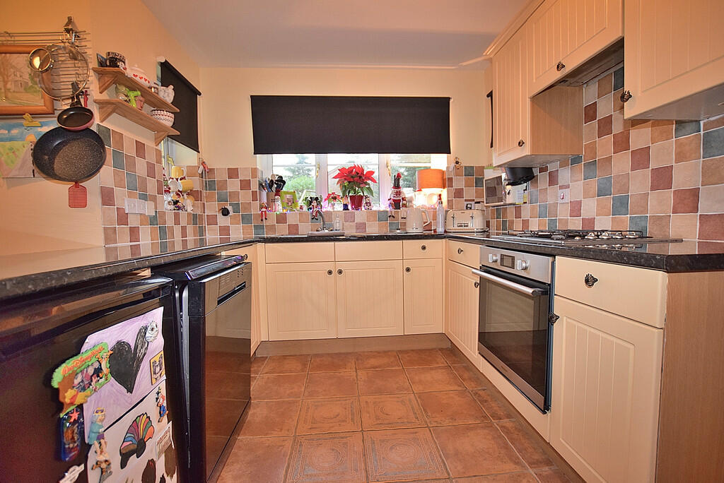 kitchen square_01