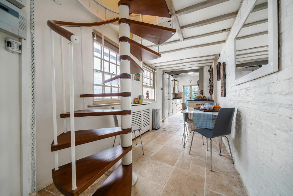 Breakfast Room (2)