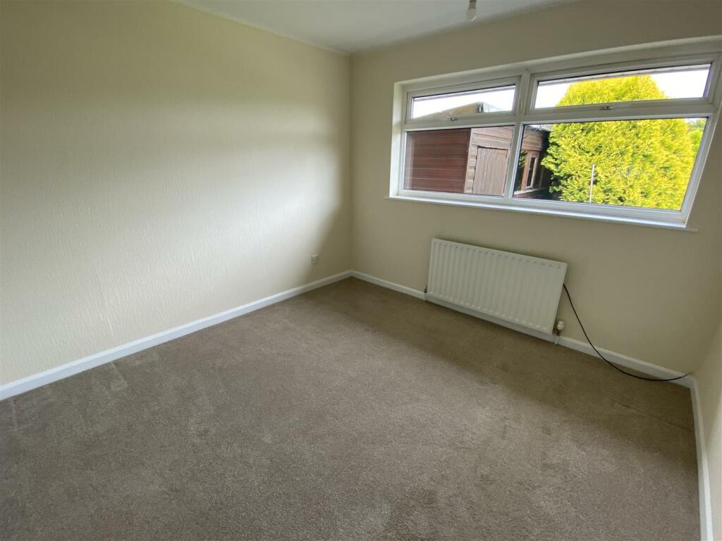 Bedroom no.2 rear double: