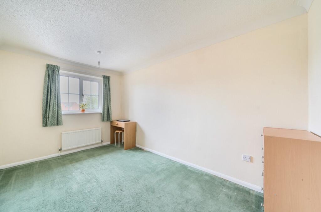 1328680-18-6888d41eea8bc