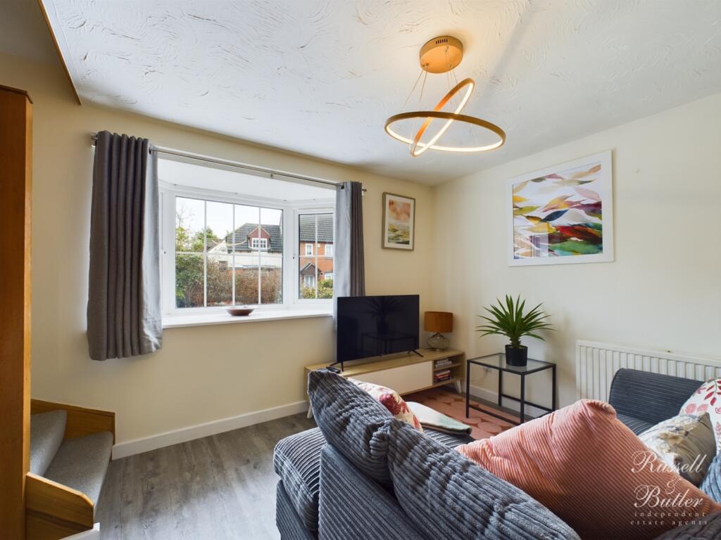 CAM01995G0-PR0248-STILL003